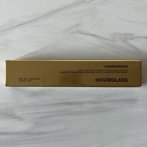 NEW! 💄 Confession™ Ultra Slim High Intensity Refillable
Lipstick coral pink